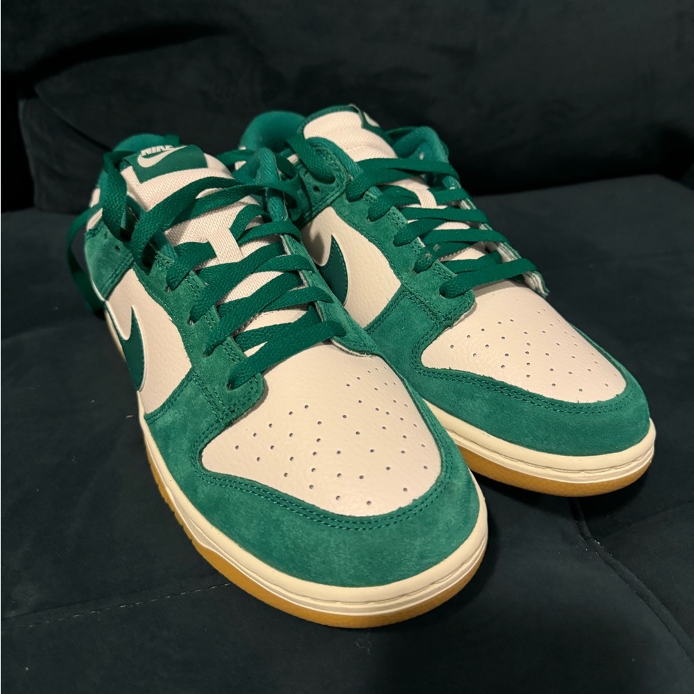Nike Dunk Low SE 'White Malachite Green Gum' Men's Size 11 Shoes